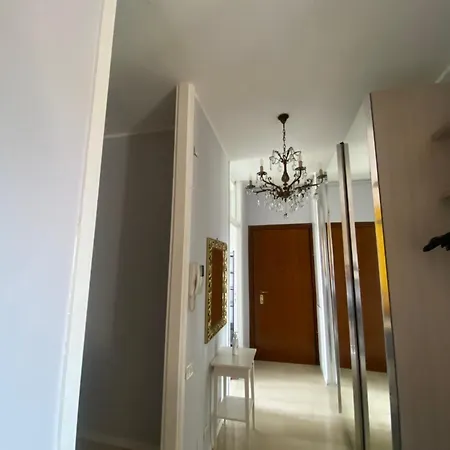 Bicocca Rino Apartman *